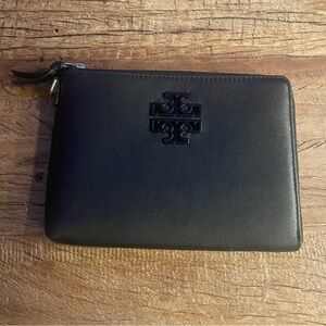 Tory Burch Black Large Lily Zip Pouch Wallet